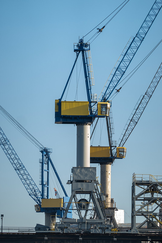 沙特亚马逊再扩招1500个工作岗位,新增11个配送站 沙特亚马逊再扩招1500个工作岗位,新增11个配送站