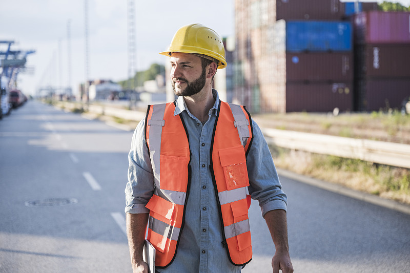 她们真牛!亚马逊卖家中的“铿锵玫瑰”们,拿下销冠,日均销量增长100倍! 她们真牛!亚马逊卖家中的“铿锵玫瑰”们,拿下销冠,日均销量增长100倍!