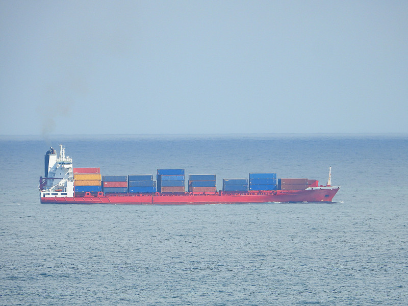 “双11”旺季日均揽收快递超6亿件