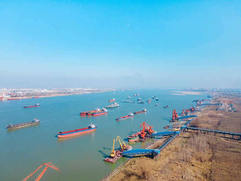 上港集团2024年大赚，归母净利润146亿元