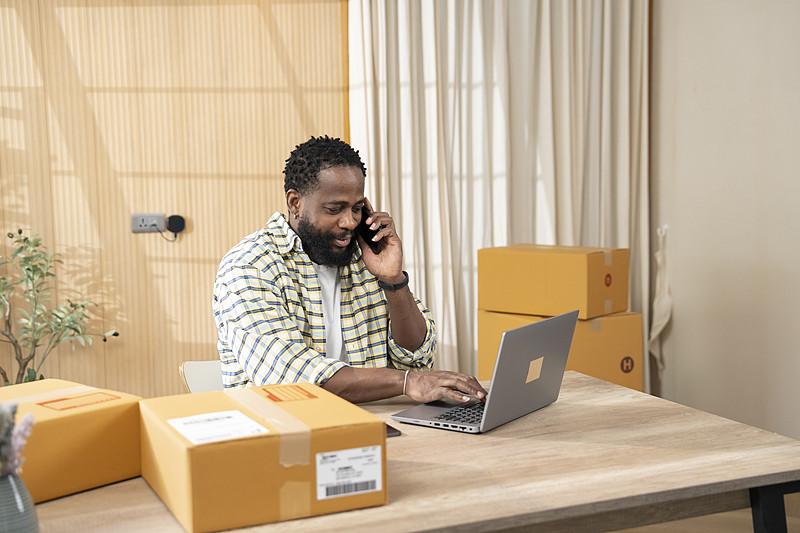 亚马逊墨西哥BuenFin大促消费者省20亿比索当日达订单量翻5倍