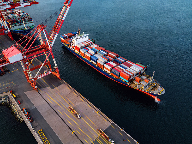 国际快递公司DHL大幅增加海关代理招聘(助力进口商破解新关税难题)DHL国际快递 国际快递公司DHL大幅增加海关代理招聘(助力进口商破解新关税难题)DHL国际快递