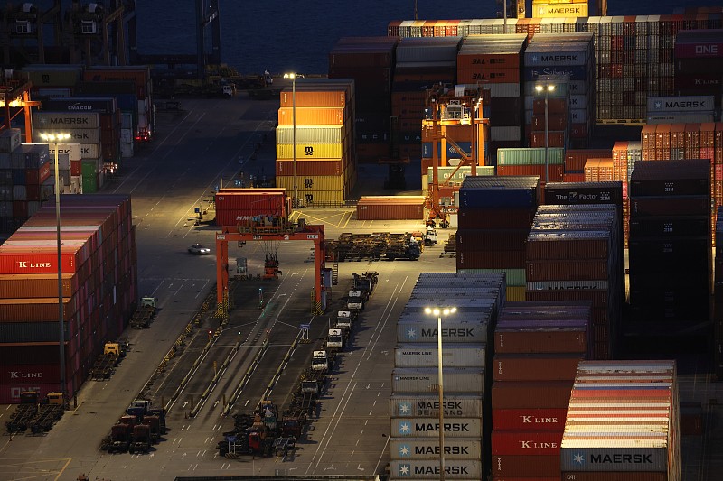 中国前8月完成港口货物吞吐量超120亿吨 中国前8月完成港口货物吞吐量超120亿吨