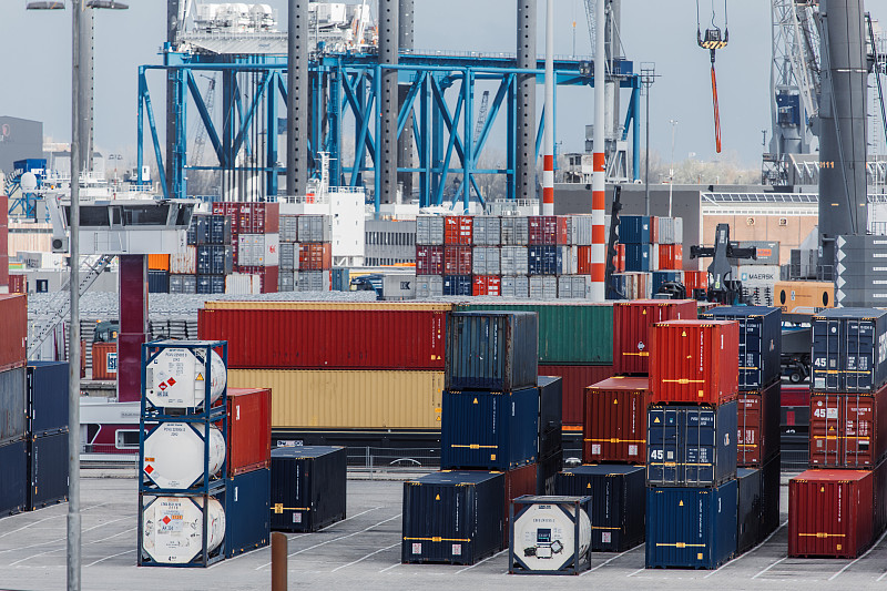 21小时完船!山东港口青岛港再破粮食码头行业接卸纪录山东国际快递