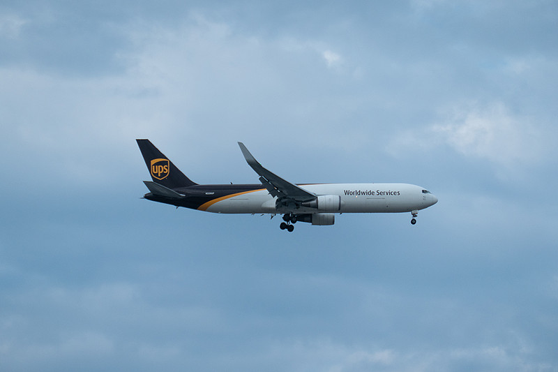 中国山东-青岛到捷克自贸区空运联动 