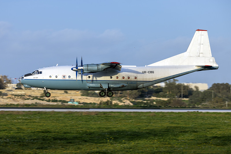 中国广东-广州到英国超大件拆卸空运