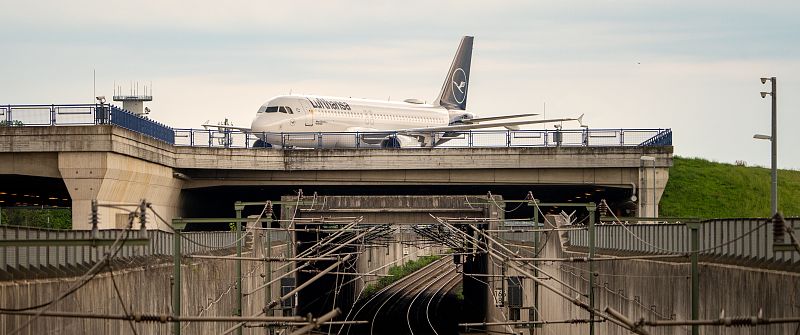 中国江苏-苏州到瑞典超大件拆卸空运