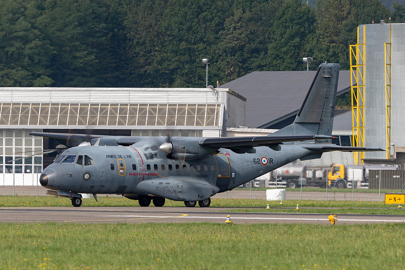 中国上海到拉脱维亚生鲜冷链空运