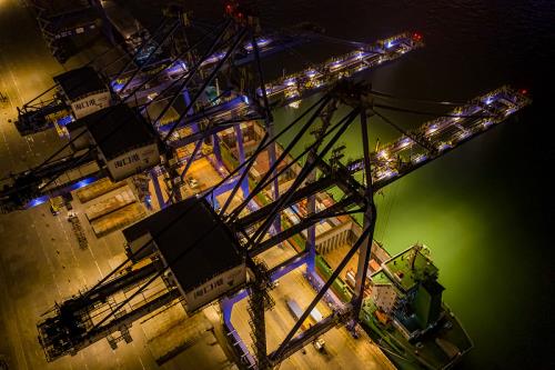 中国广东-深圳到意大利快船专线全封闭海运通道