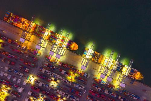 中国山东-青岛到英国快船专线全封闭海运通道