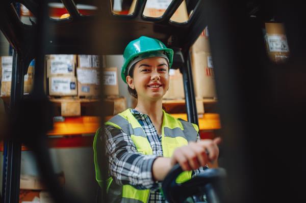 广西贵港市容航物流有限公司