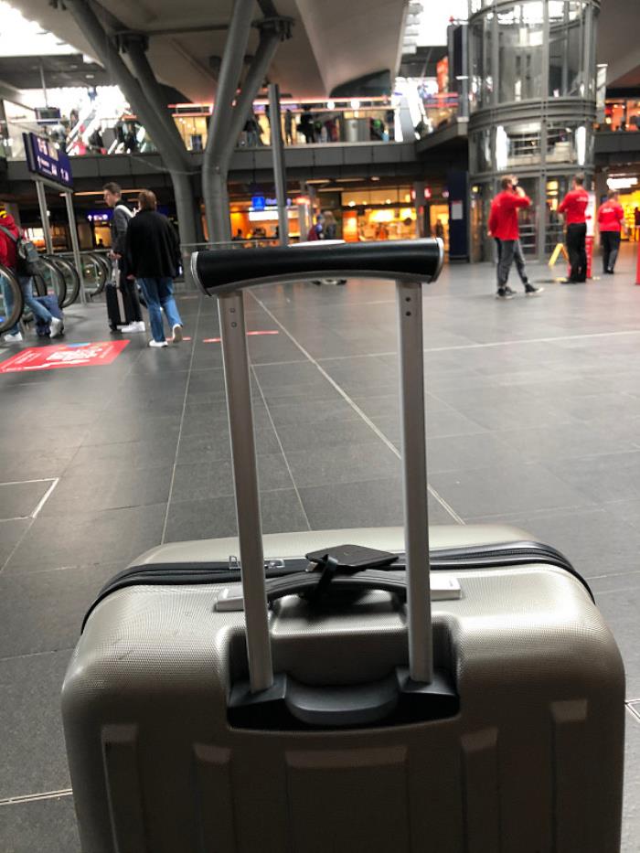 深圳市斌轩物流有限公司