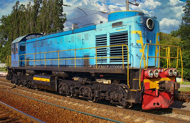 东莞市鑫速达物流有限公司