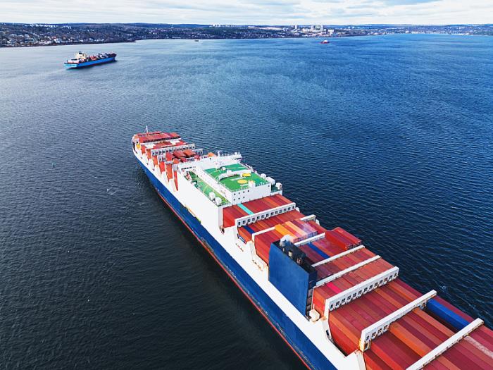 深圳市十三国际物流有限责任公司