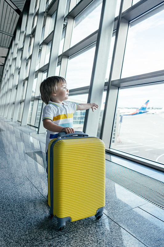 上海鸿昶物流有限公司