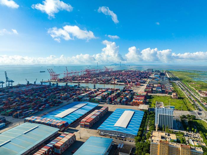 深圳市雄辉集运国际物流有限公司