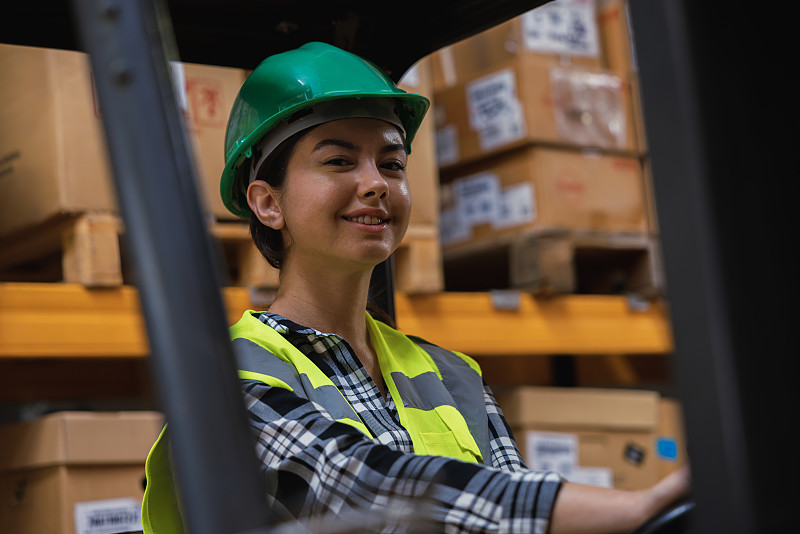 湛江市百龙达物流有限公司