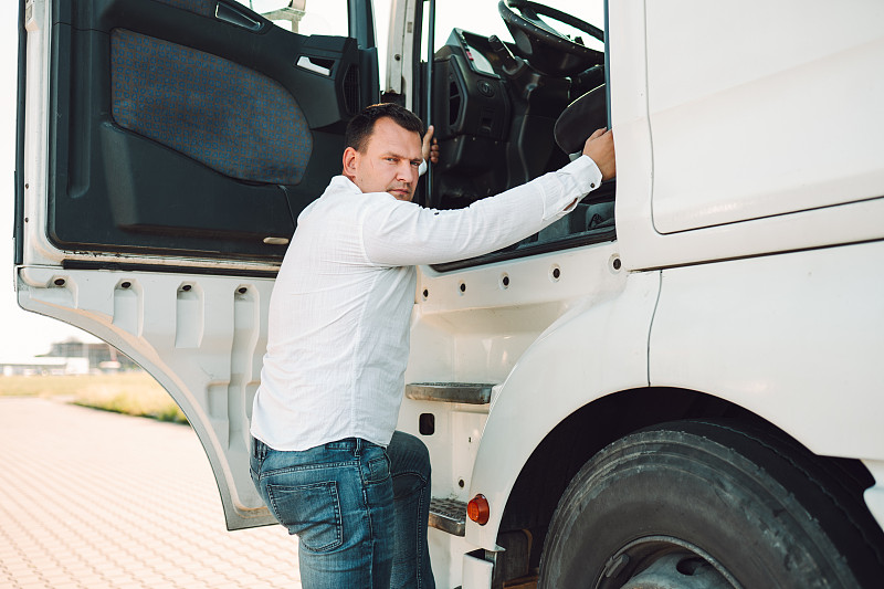 广西万有物流有限责任公司