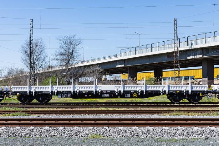 广西南宁航辰物流有限公司