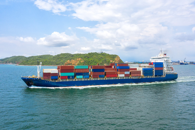 跨境电商物流中，海外仓承担什么角色？