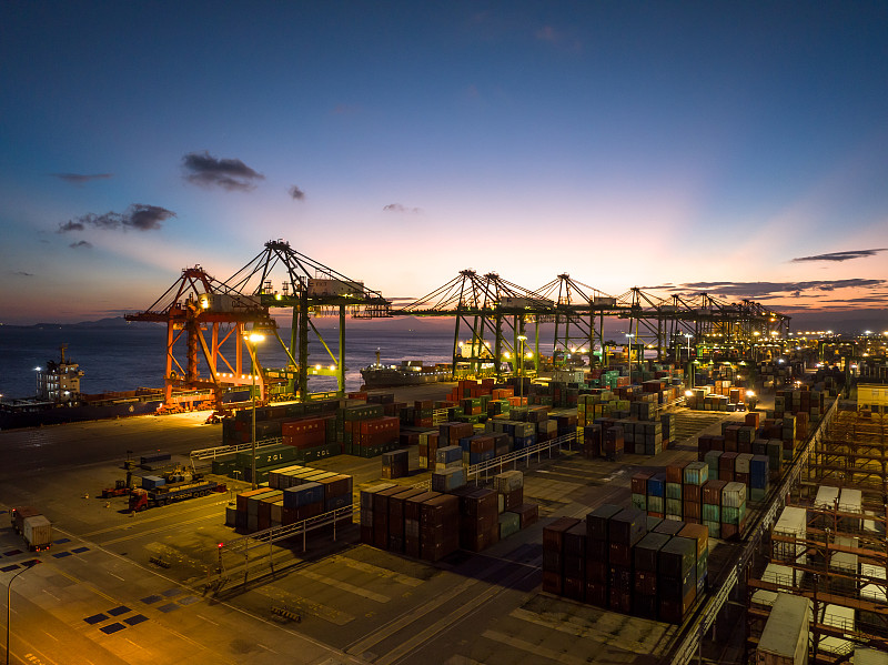 限时免费领取：7大跨境电商物流&amp;海外仓行业研究报告