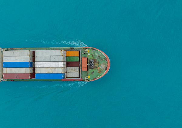寄指甲油到美国算危险品吗