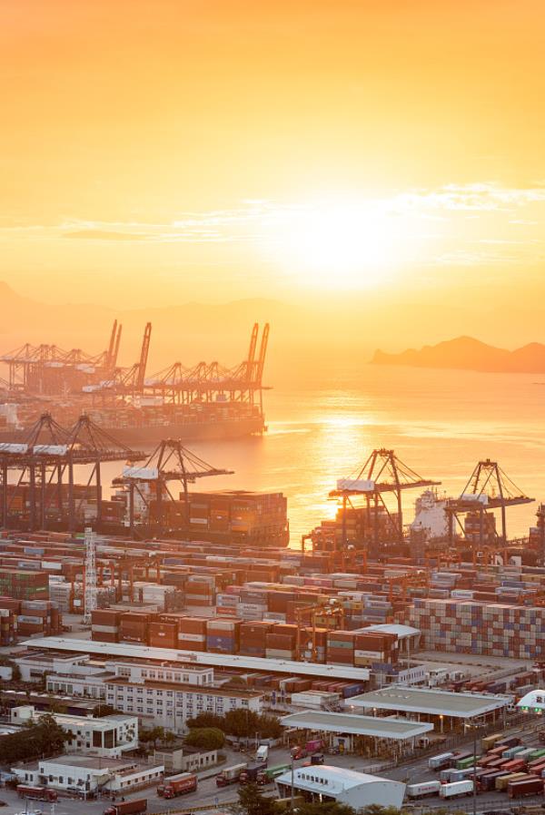 从中国海运家具到美国全攻略| 省钱又省心的国际物流方案