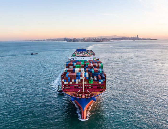 中国到美国海运时效解析：从港到门全流程参考