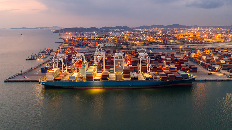 亚马逊海外仓海运费用要多少？哪些美国海外仓自带头程运输