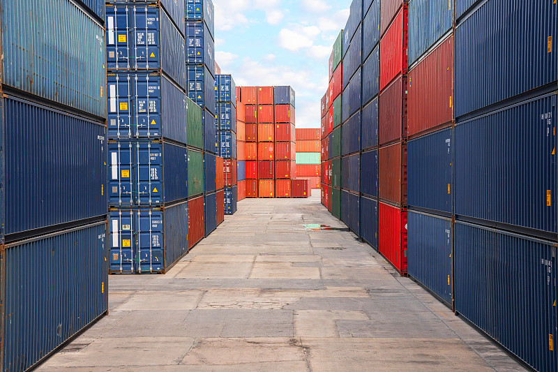 到美国海运拼箱费用,到美国海运拼箱费用多少