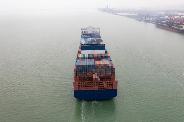 美国海运价格大幅度下降、是否可以趁机补货？