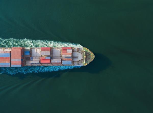 2022美国海运一个柜多少钱,到美国一个柜海运费多少钱