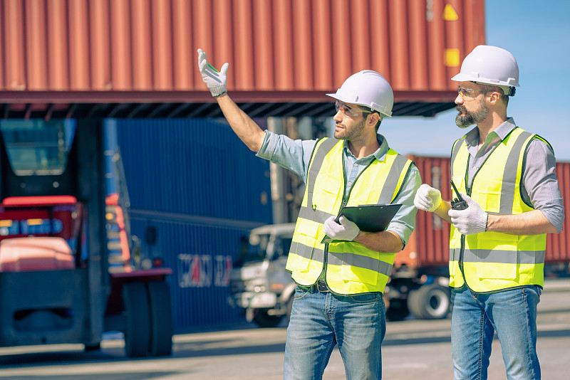 国际空运关税地震预警！2025中美航线价格腰斩背后的供应链逻辑