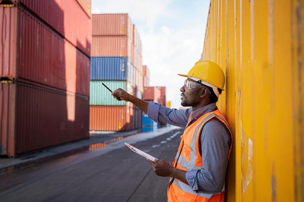 如何降低美国出口空运的清关费用？