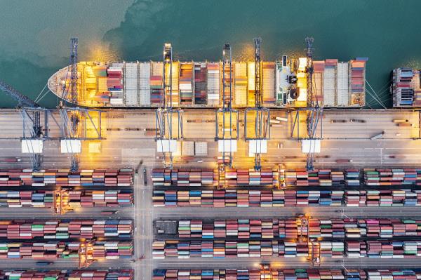 国际空运大陆直飞美国的航班时效大概是多久？