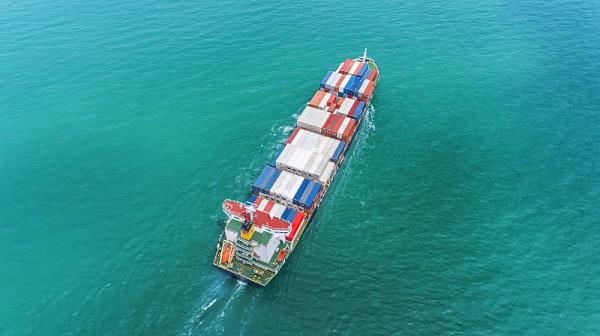 空运到美国是否比快递慢